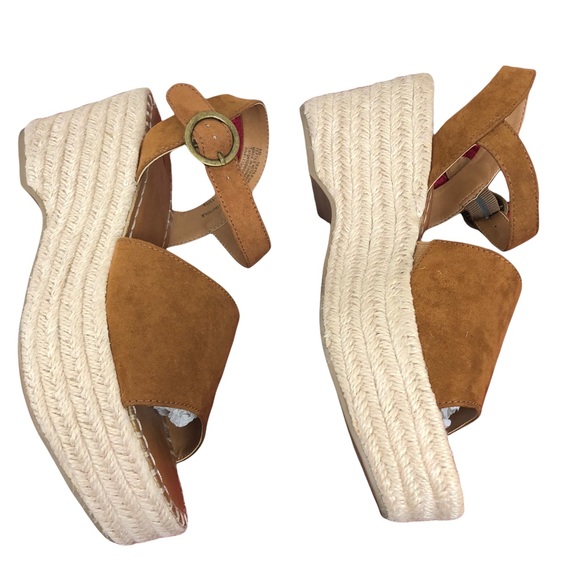 Universal Threads Faux Suede Espadrilles Gently Used SZ 10 Wedge Heel Sandal - Picture 2 of 8